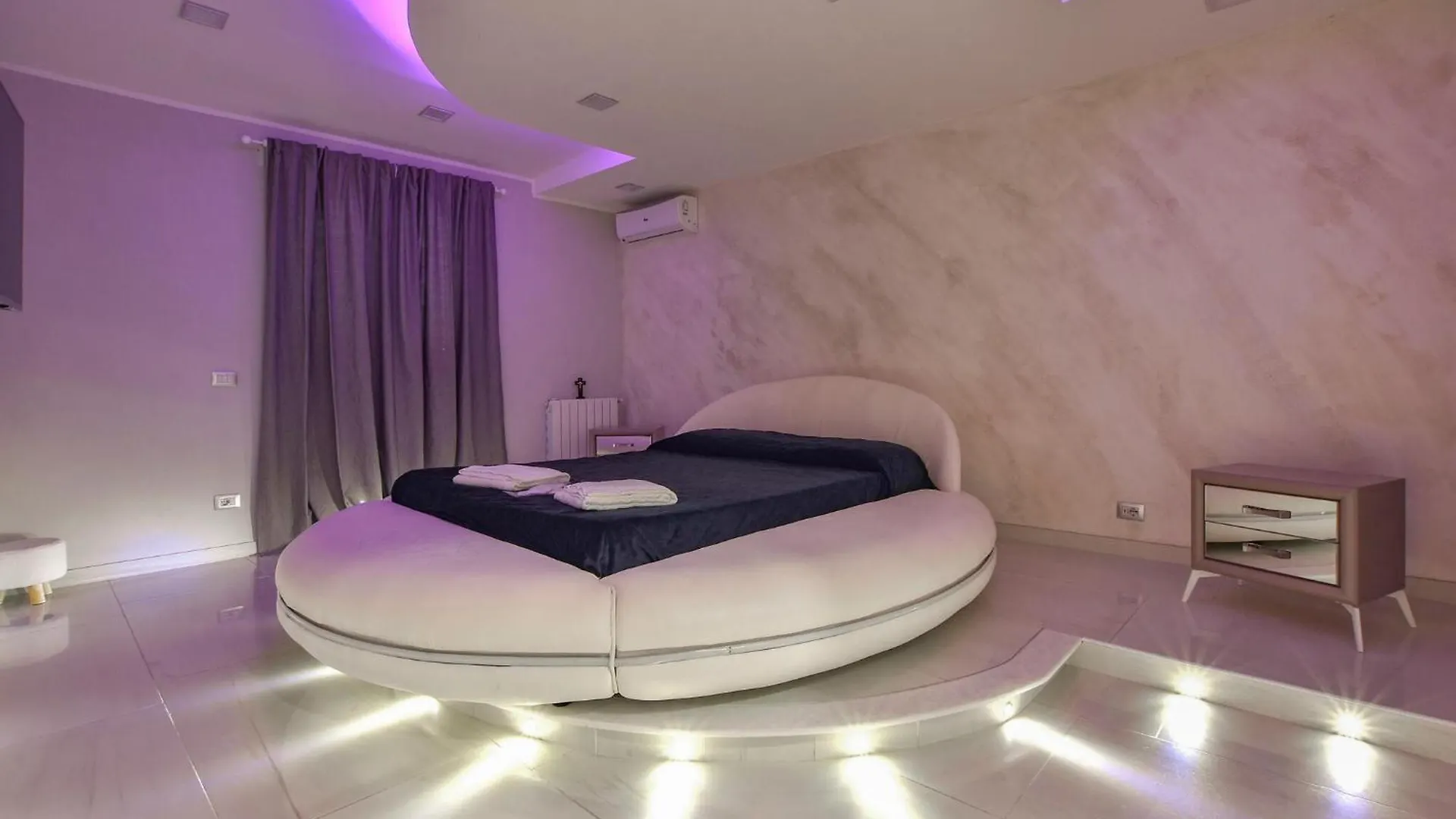 Beautiful Home In Catania With Outdoor Swimming Pool Semesterbostad
